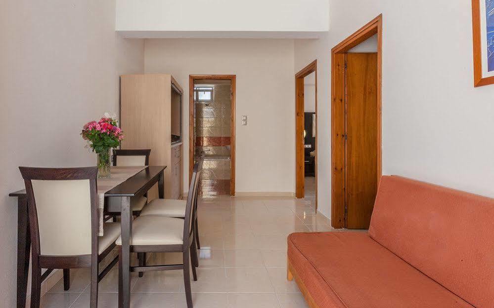 Cavo D' Oro Hotel Marmari  Exterior photo